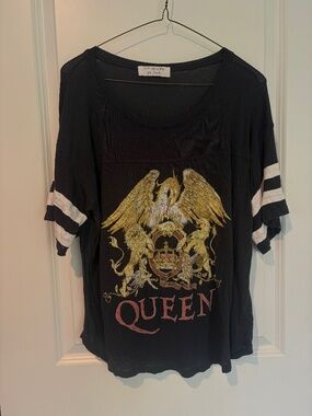 QUEEN Band tee